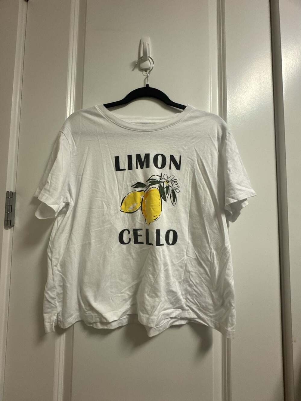 Free Assembly Women's Limoncello Lemon Graphic Short Sleeve Crew Neck T-Shirt